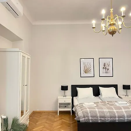 Apartamento Cozy For Family Next To Wawel & Old Town Cracóvia